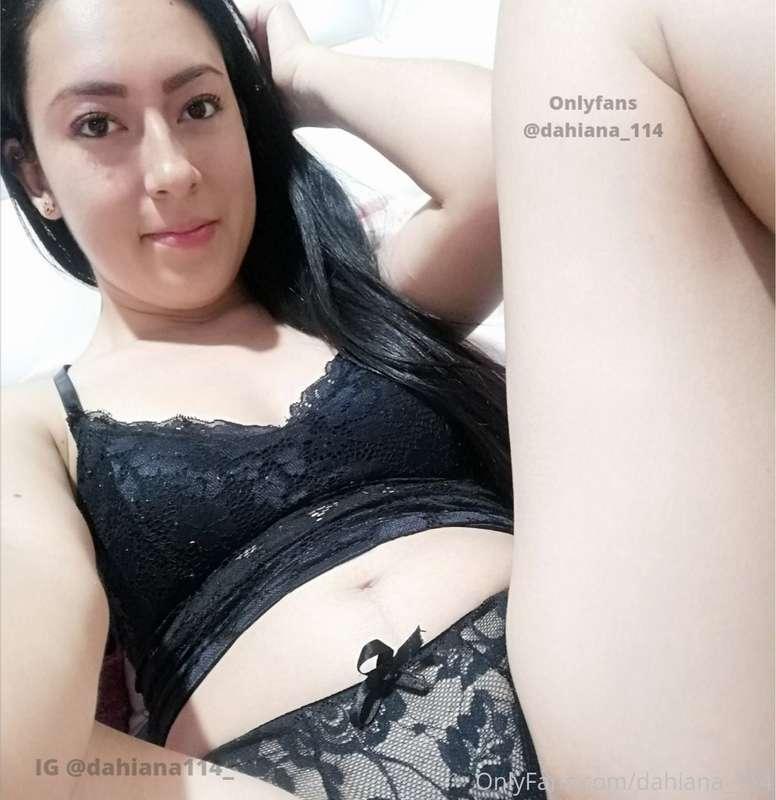 Feliz sábado 🎉🍑🔥 si me envías una propina te envío un regalo..