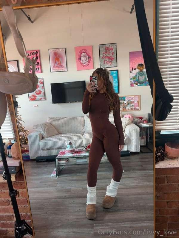 Winter attire 💋 