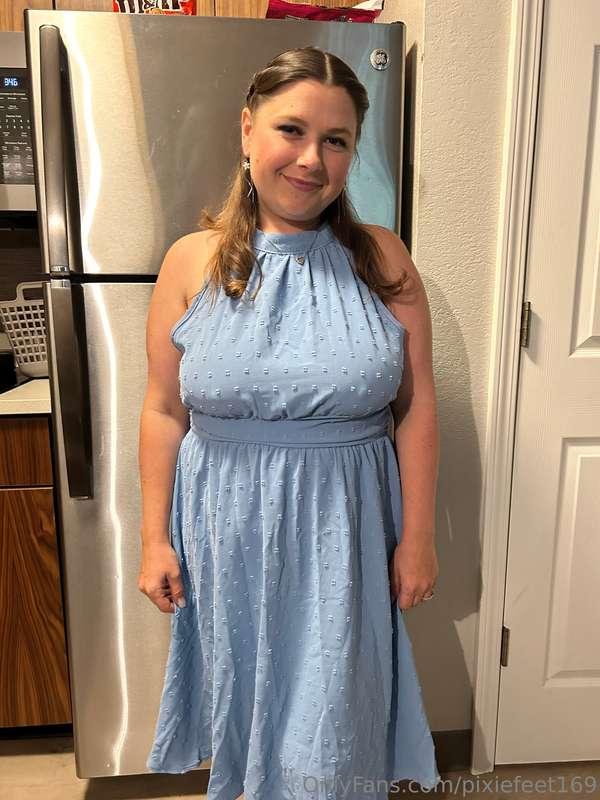 Which dress for a wedding I am going to tonight?