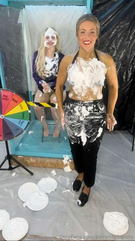 bsmessybakery image #0
