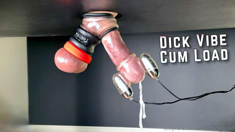 I just uploaded a full-length dick vibe vid of my subby to P..