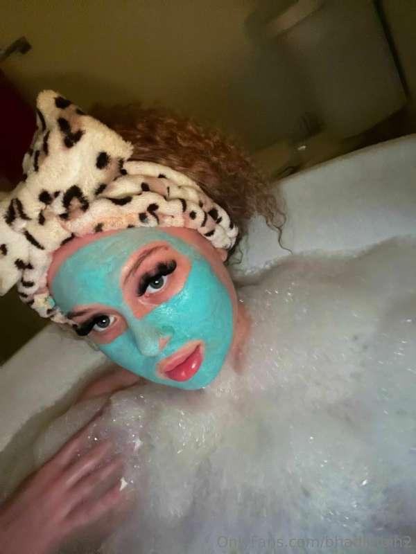 need someone to take a bath with wya
