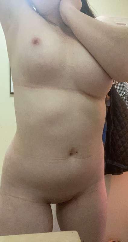 I’m so horny this morning and my boyfriend is at work until ..