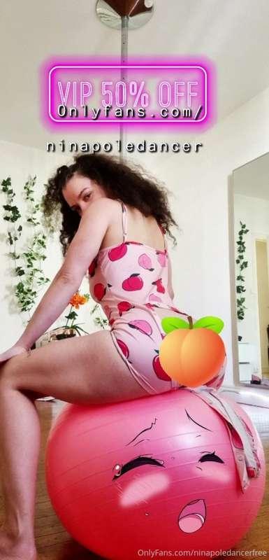 Enjoy uncesored explicit content on my VIP page 💕 alot more ..