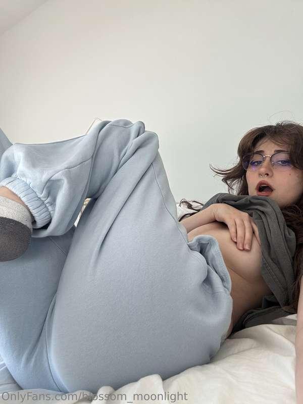 Remove my hand or pull down my pants??