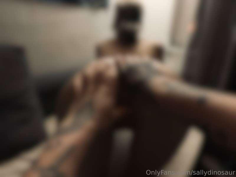 wanna see the full video? tip 20 to see me getting fingered ..