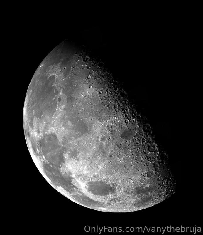 Full Moon tonight in Gemini . (Not cancer) 
Really try to im..