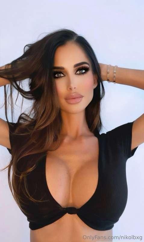 The only think missing is your cock between my tits🥵🍆
