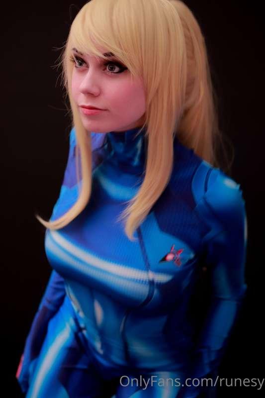 Samus cosplay I did ages ago! Ima redo soon :)