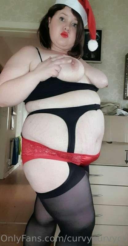 I think my fatness suits this lingerie 😍