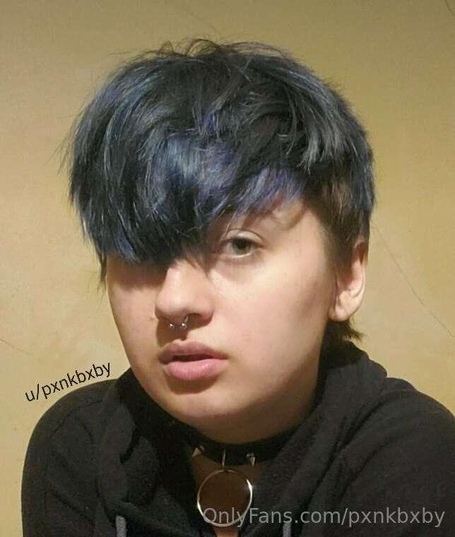I do personalized content <333
Prices:
—$50 a video(for a 10..
