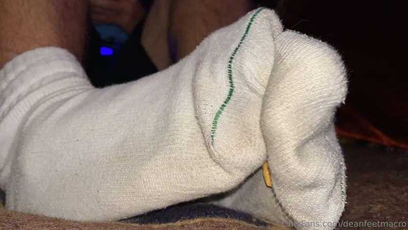 deanfeetmacro image #0