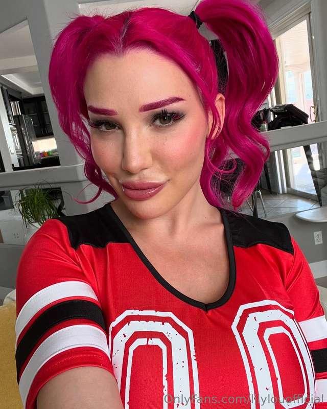 A cute selfie before getting naughty 🤍