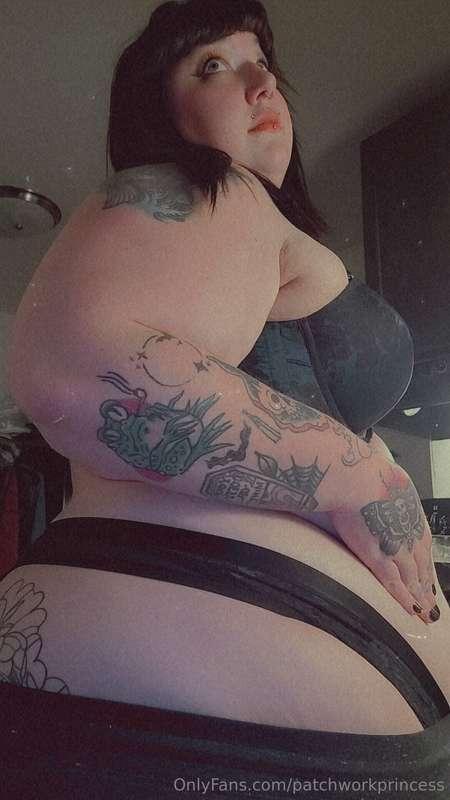 Learned the hard way not to be half naked in the kitchen, wo..