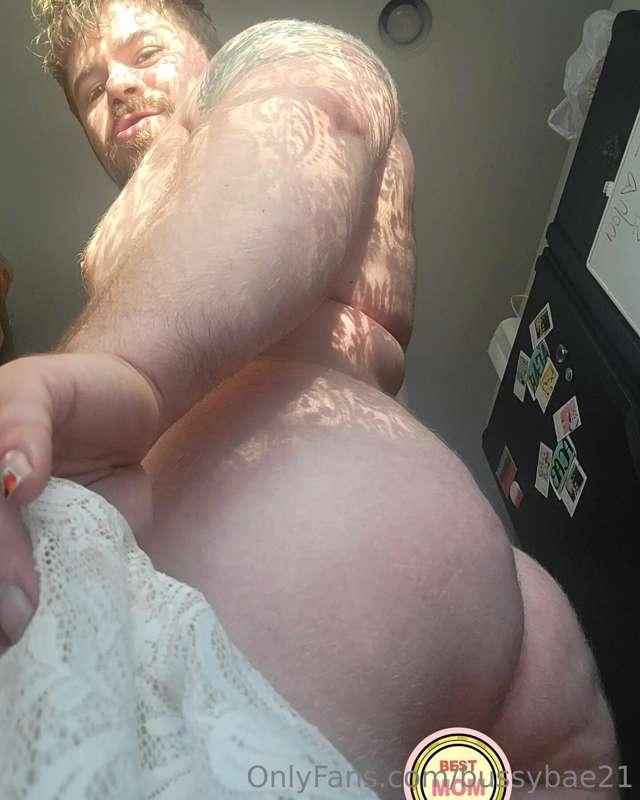 i love the shadow my curtain casts...I wonder if the neighbo..