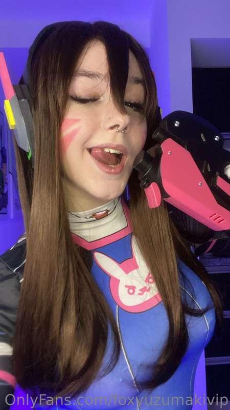 ### this is what your average overwatch player looks like 🤭