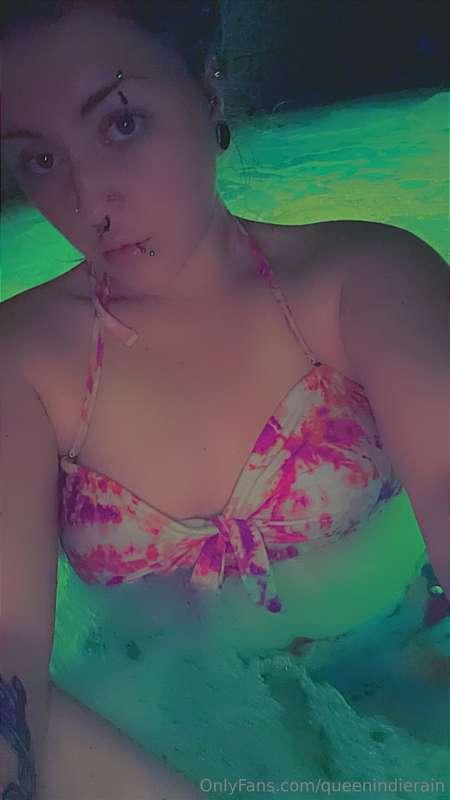 Being in the hot tub would be so much better if I could be n..