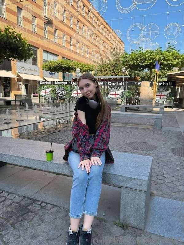 ✨FREE SUB ✨@bella.moore 𝐇𝐎𝐑𝐍𝐘 𝐑𝐈𝐆𝐇𝐓 𝐍𝐎𝐖 and wanna be your pe..