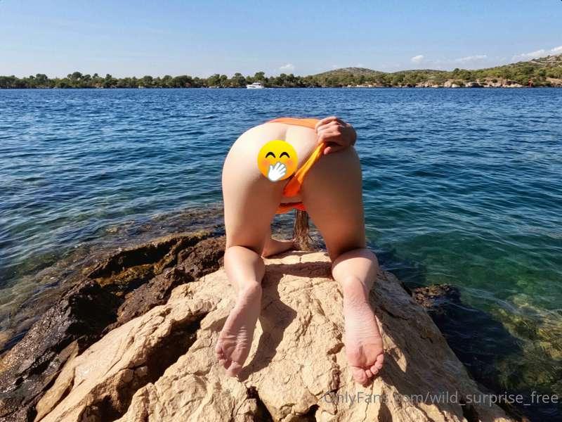 Was swimming in the sea with an anal plug ☺️ 🌊