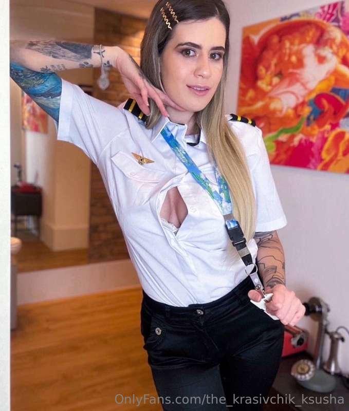 ** ✈️ This hot pilot👩🏼‍✈️is ready to taken off! 
Jump on boa..