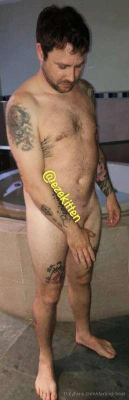 @ezekitten @ezekitten

 free subscription 

 he is my friend..