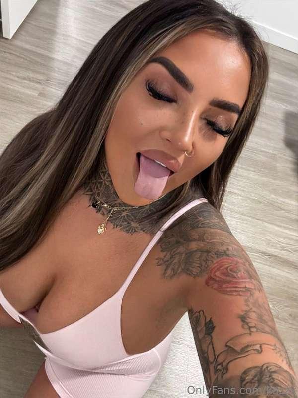 Cum on my face 💦