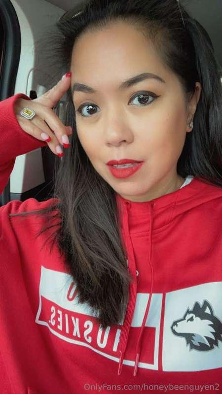 Bonus post bc you need that red lipstick around your cock! 👄..