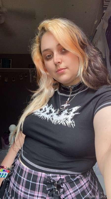 Happy pride y’all 🌈

I would post something where I’m wearin..