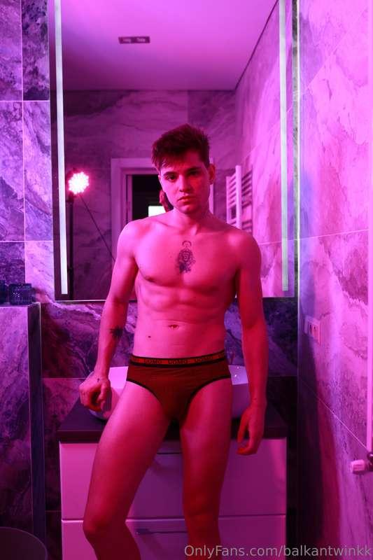 balkantwinkk image #1