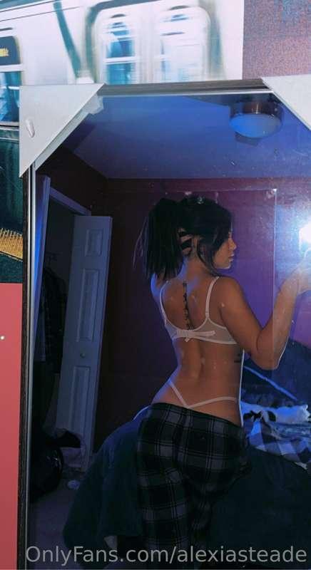 alexiasteade image #1