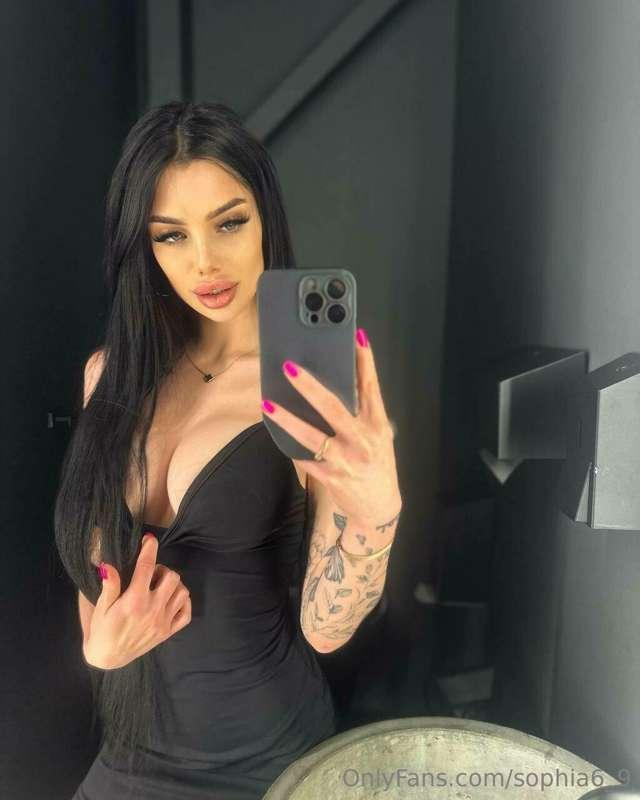 Is my little black dress bothering you?😈