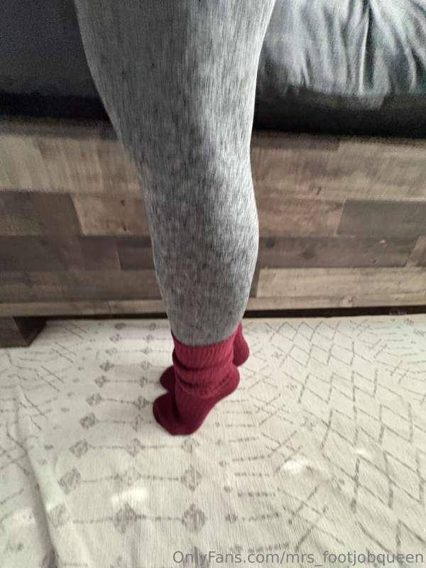 mrs_footjobqueen image #14