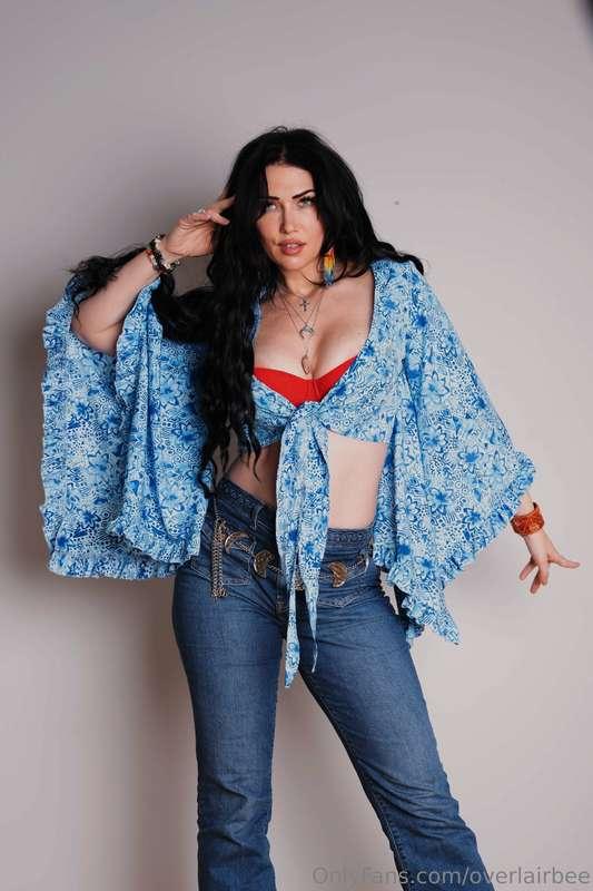 I love this outfit but you should scroll