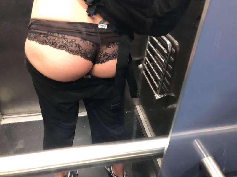 Quick shot in elevator 😈