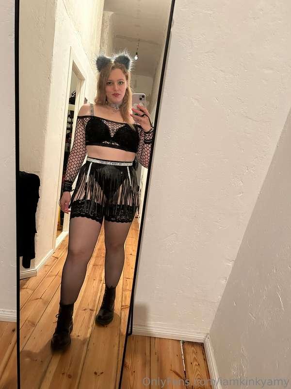 Party Outfit tonight? 😏