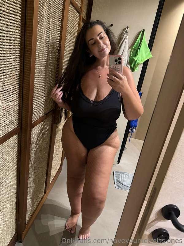 What would you do if you saw a hottie like me staying in the..