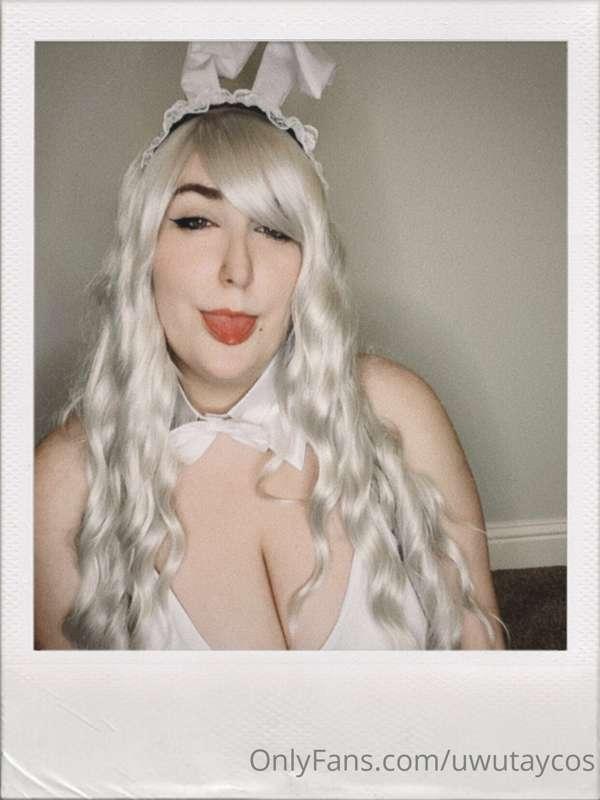 Would anyone be interested in buying lewd Polaroids if I too..