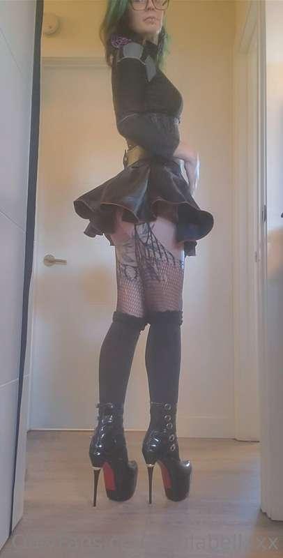 Join the Dark Side ... 😈 Happy Halloween my babes x