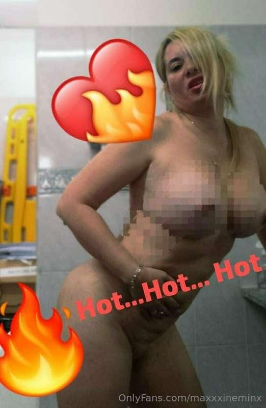 @carolsweetyy

#FREE  #FREE  
My friend is new... But she re..