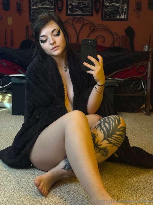 ghostieemuffinn image #0