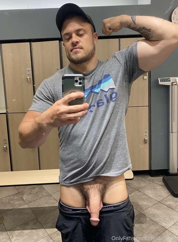 back at the gym. Got a nice pump going