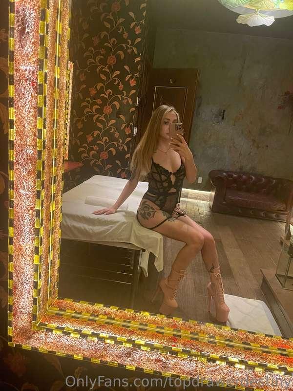 therealcrystalcain image #0