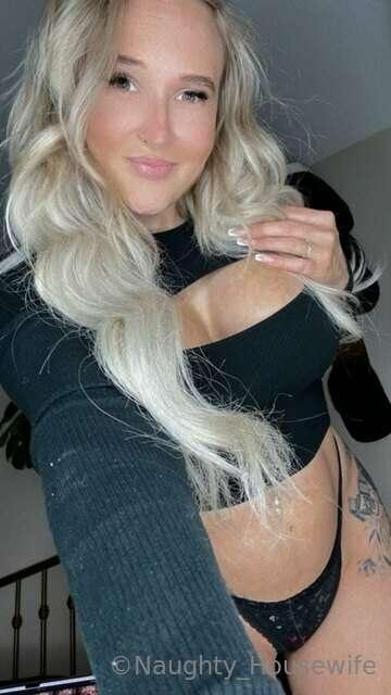 totally.on.the.dl image #1