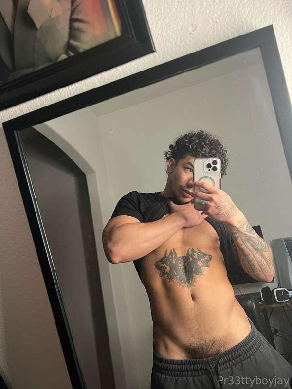 toss $10 my way and see my clothes disappear. 😏