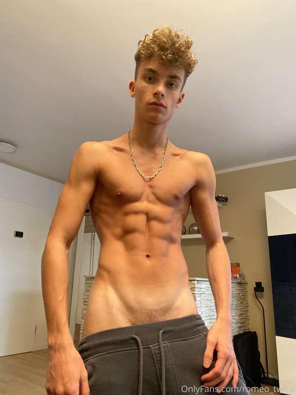 romeo_twink image #2