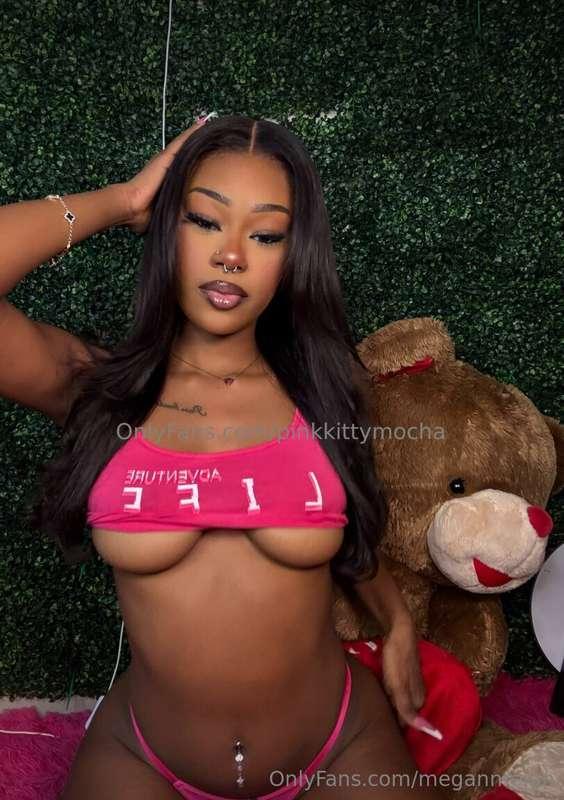 @pinkkittymocha just dropped her exclusive page 😈 Custom con..