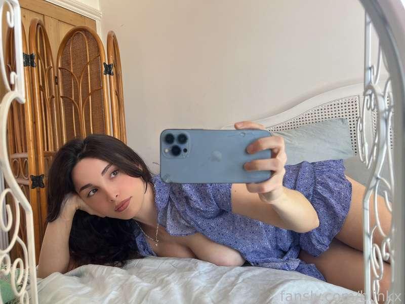 On a scale of 1-10 how badly do you want me to get up right now? 😉

#naughty #sexygirl  #cosplay #egirl #sexy #wet #nudes #naked #video #pussy #body #nude #booty #ass #boobs #perfecttits #tits #fucking #horny #cum #girl #blinkx #fyp #naughty #sexygirl  #cosplay #sexy #cute #kawaii #british #bisexual #hot  #uk #england #squirt #squirting #dom #findom #domme #submissive #cum #creampie #bj #blowjob