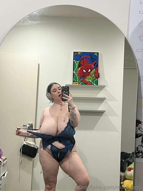 I hope you all enjoy tonight’s outside fuck video👀 it was so..