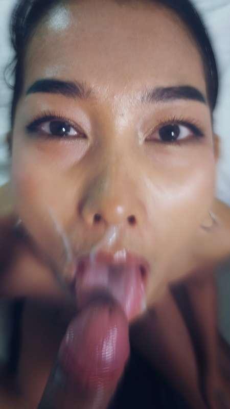 Cum see all my facials now at @ilovebee! i just love showing..