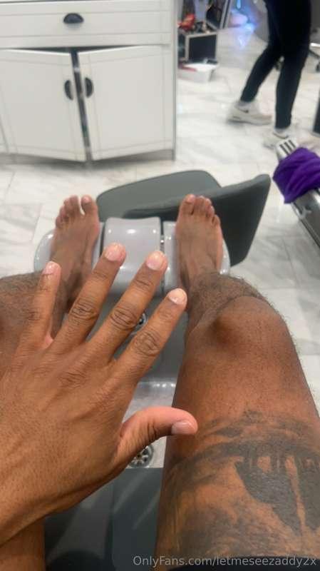 Hands and feet tooken care of today who’s ready for some foo..
